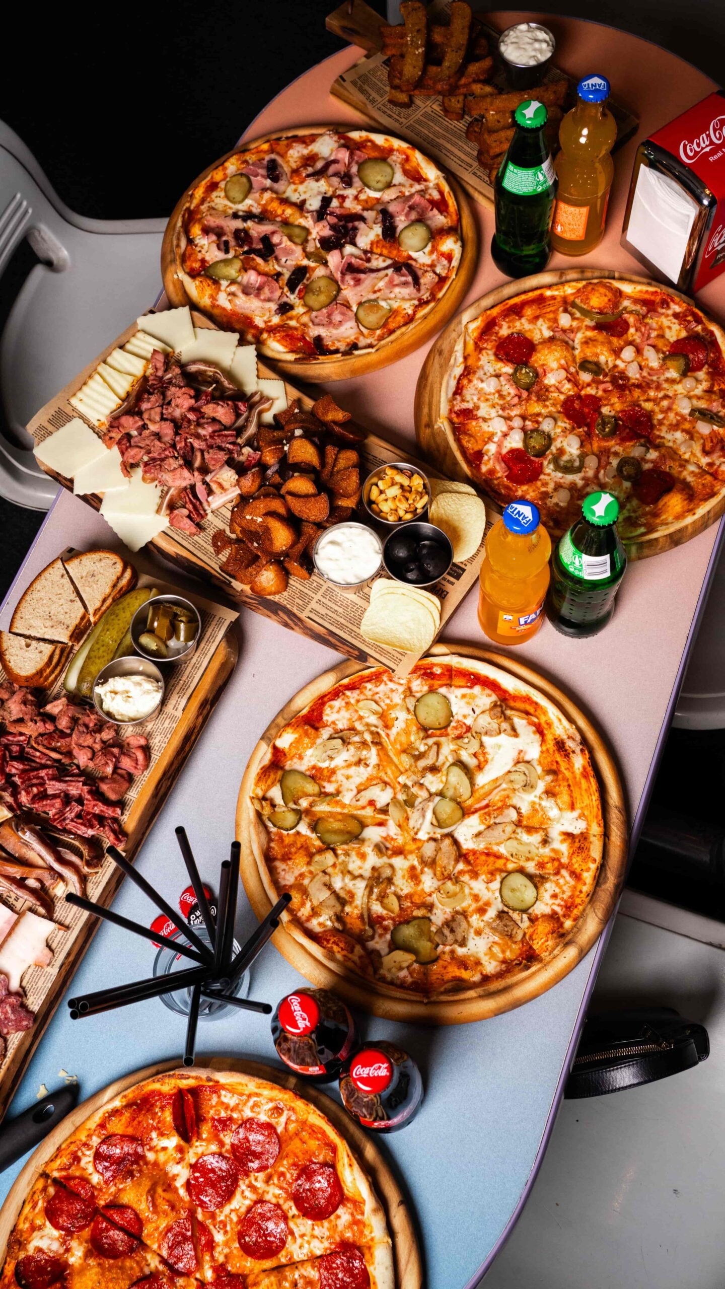 Fotosesijos ir filmavimai Žirmūnų Boulinge Vilniuje – retro aplinka